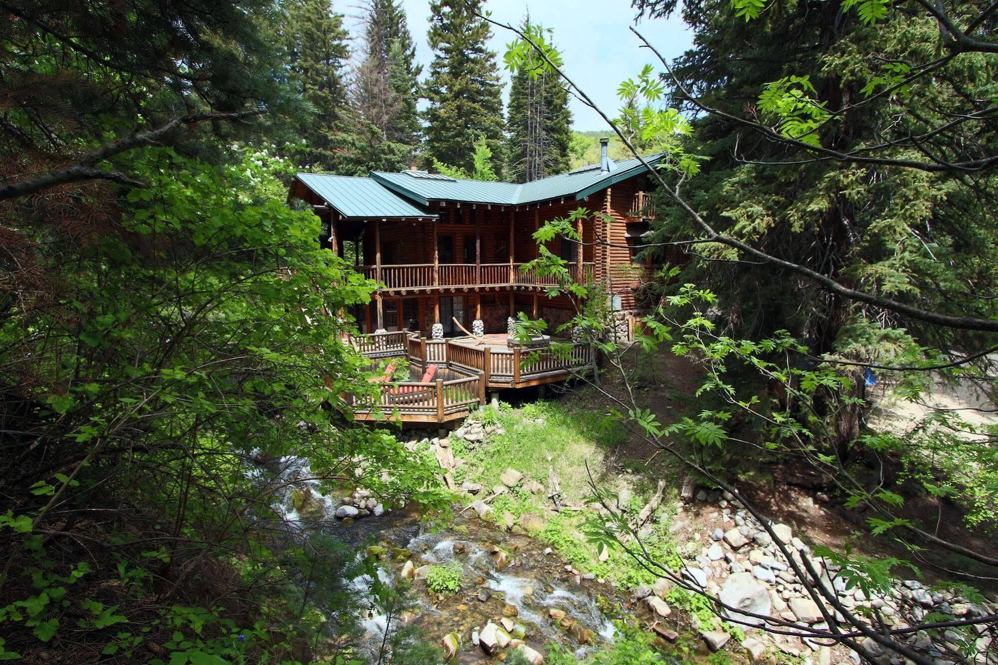 Log Cabin On The Stream Sundance Εξωτερικό φωτογραφία