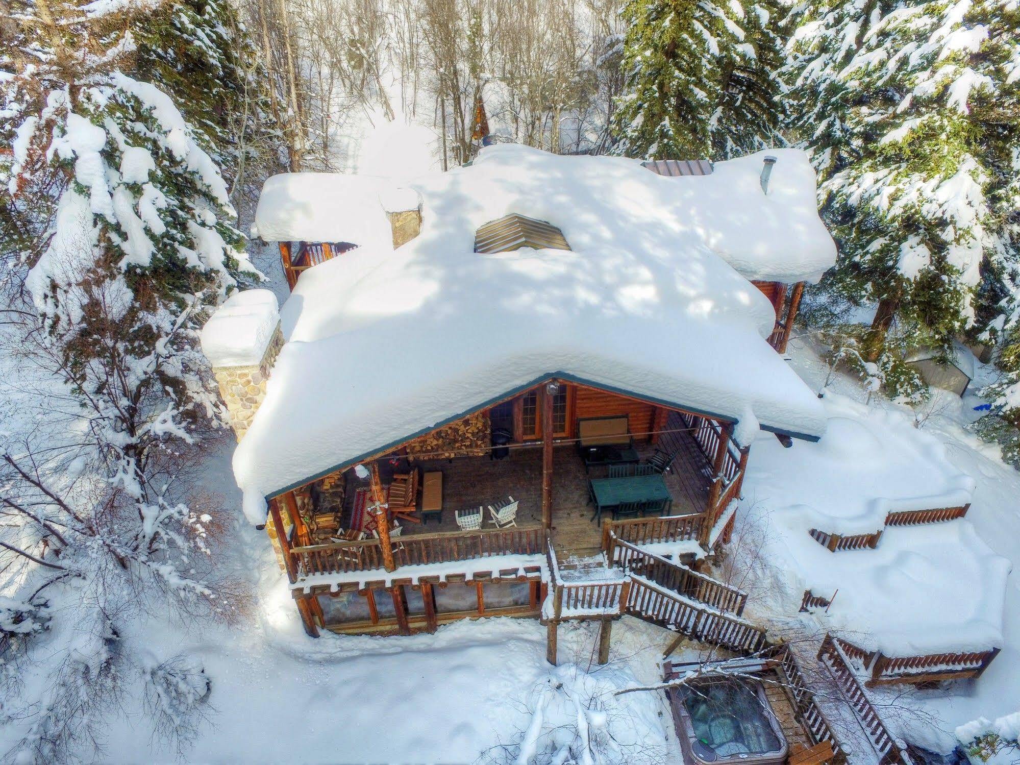 Log Cabin On The Stream Sundance Εξωτερικό φωτογραφία