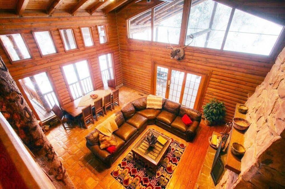 Log Cabin On The Stream Sundance Εξωτερικό φωτογραφία